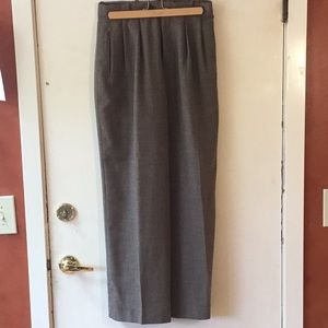 Women’s trousers